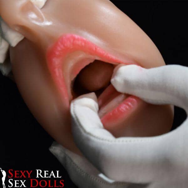 6Ye Dolls 10cm (3.9') Blowjob Mouth with Teeth Masturbator ( Model# LY0011)